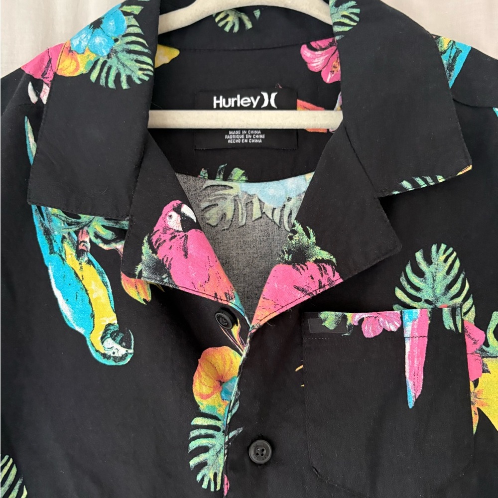 Hurley Multicolor Parrot Print Kids Shirt - Picture 2 of 5